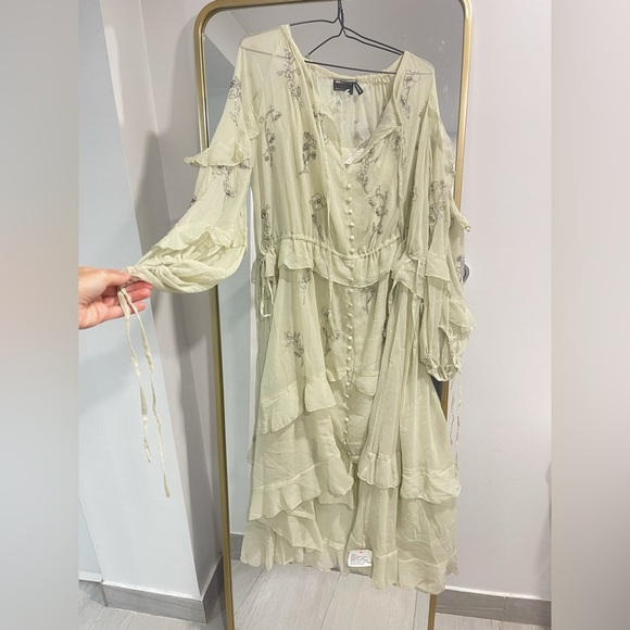 ASOS DESIGN RUFFLE MIDI DRESS WITH FLORAL EMBELLISHMENT DETAILS GREEN Size US 2 - Picture 5 of 11